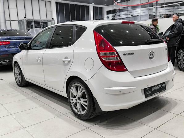 Hyundai i30 I с пробегом 2009 года, цена 499 000 рублей, 303408 км, хэтчбек, Автокод Объявления
