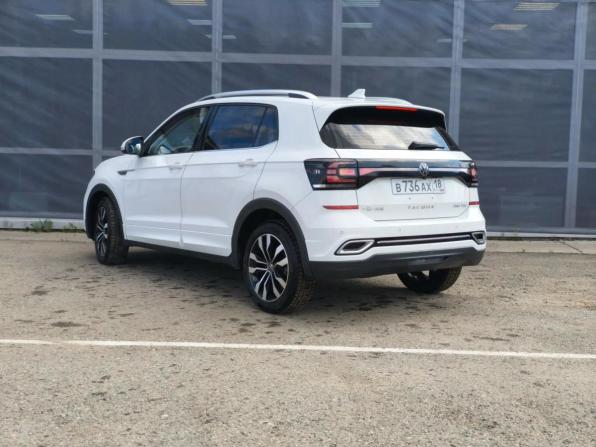 Volkswagen Tacqua с пробегом 2021 года, цена 2 150 000 рублей, 61490 км, внедорожник, Автокод Объявления