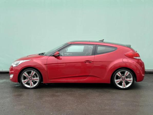 Hyundai Veloster I с пробегом 2012 года, цена 899 000 рублей, 208500 км, хэтчбек, Автокод Объявления
