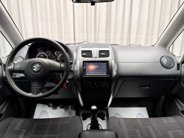 Suzuki SX4 I (Classic) Рестайлинг с пробегом 2010 года, цена 779 000 рублей, 167113 км, седан, Автокод Объявления