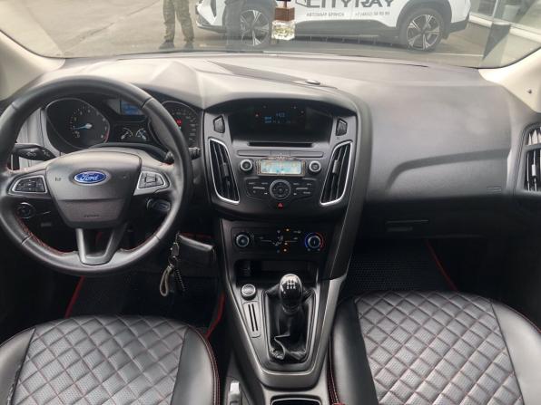 Ford Focus III Рестайлинг с пробегом 2015 года, цена 890 000 рублей, 186574 км, хэтчбек, Автокод Объявления