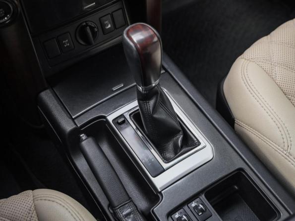 Toyota Land Cruiser Prado 150 Series Рестайлинг 1 с пробегом 2014 года, цена 3 399 000 рублей, 186949 км, внедорожник, Автокод Объявления