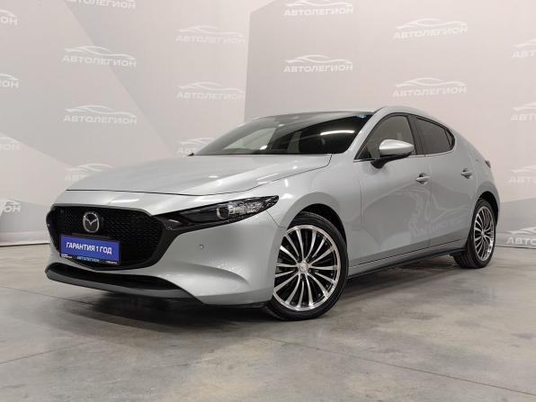 Mazda 3 IV (BP) с пробегом 2022 года, цена 1 785 000 рублей, 38397 км, хэтчбек, Автокод Объявления