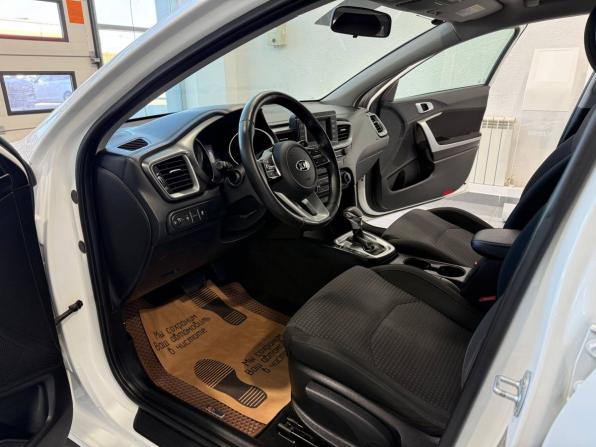 Kia Ceed III с пробегом 2018 года, цена 1 598 000 рублей, 73113 км, хэтчбек, Автокод Объявления