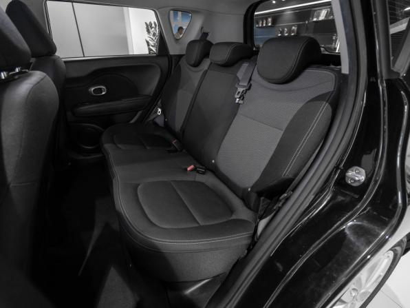 Kia Soul II Рестайлинг с пробегом 2017 года, цена 1 395 000 рублей, 135472 км, хэтчбек, Автокод Объявления