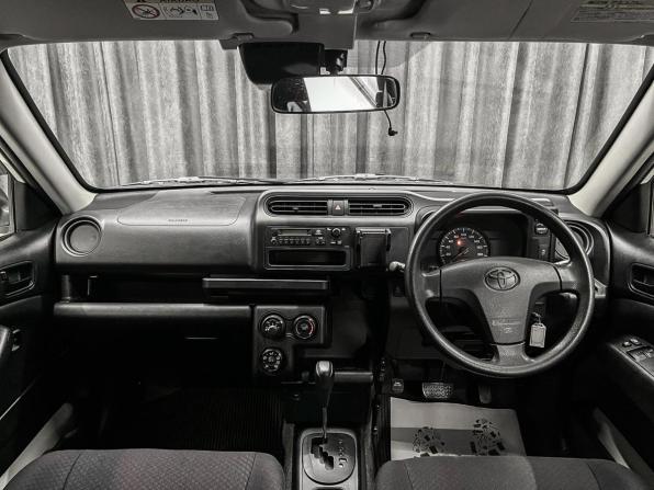 Toyota Probox I Рестайлинг с пробегом 2017 года, цена 899 000 рублей, 129000 км, универсал, Автокод Объявления