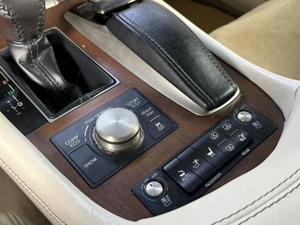 Lexus LS IV Рестайлинг 2 с пробегом 2012 года, цена 1 990 000 рублей, 243589 км, седан, Автокод Объявления