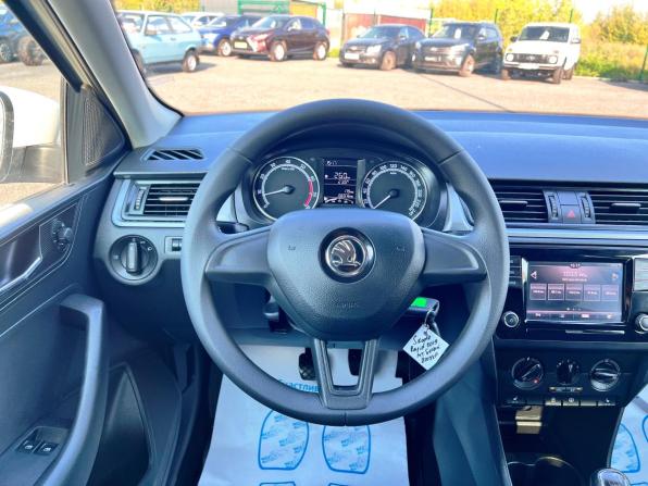Skoda Rapid I Рестайлинг с пробегом 2019 года, цена 1 282 000 рублей, 156976 км, лифтбек, Автокод Объявления