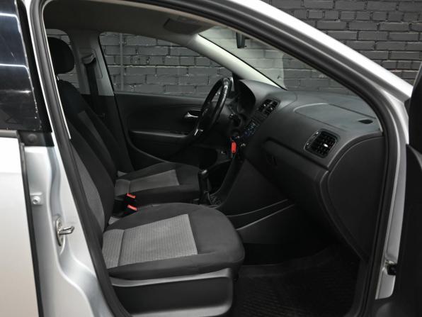 Volkswagen Polo V с пробегом 2012 года, цена 950 000 рублей, 148306 км, седан, Автокод Объявления