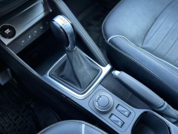 Renault Kaptur I Рестайлинг с пробегом 2021 года, цена 1 870 000 рублей, 54000 км, внедорожник, Автокод Объявления