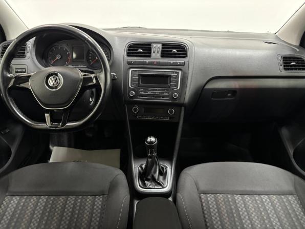 Volkswagen Polo V Рестайлинг с пробегом 2016 года, цена 1 045 000 рублей, 157552 км, седан, Автокод Объявления