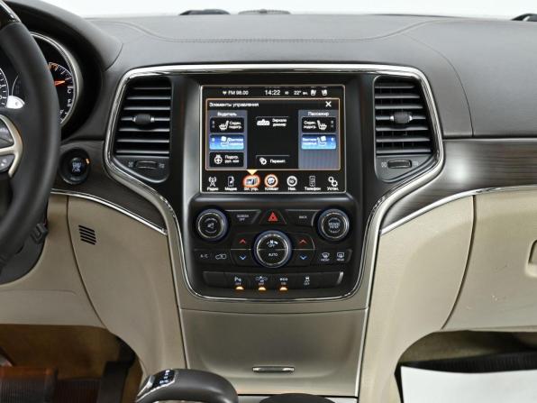 Jeep Grand Cherokee IV (WK2) Рестайлинг с пробегом 2013 года, цена 1 439 000 рублей, 135796 км, внедорожник, Автокод Объявления
