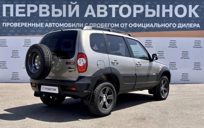 Chevrolet Niva I Рестайлинг с пробегом 2018 года, цена 849 900 рублей, 95322 км, внедорожник, Автокод Объявления
