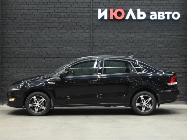 Volkswagen Polo V Рестайлинг с пробегом 2017 года, цена 1 080 000 рублей, 52743 км, седан, Автокод Объявления