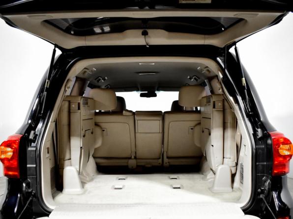 Toyota Land Cruiser 200 Series Рестайлинг 1 с пробегом 2012 года, цена 3 049 000 рублей, 317237 км, внедорожник, Автокод Объявления
