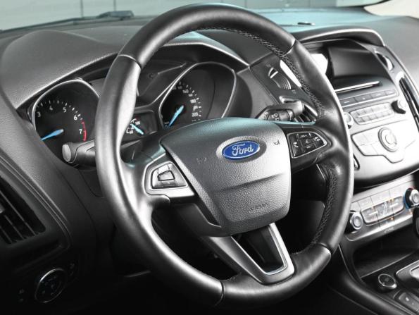 Ford Focus III Рестайлинг с пробегом 2018 года, цена 1 199 000 рублей, 122476 км, универсал, Автокод Объявления