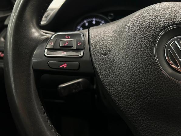 Volkswagen Passat B7 с пробегом 2013 года, цена 969 000 рублей, 241440 км, седан, Автокод Объявления