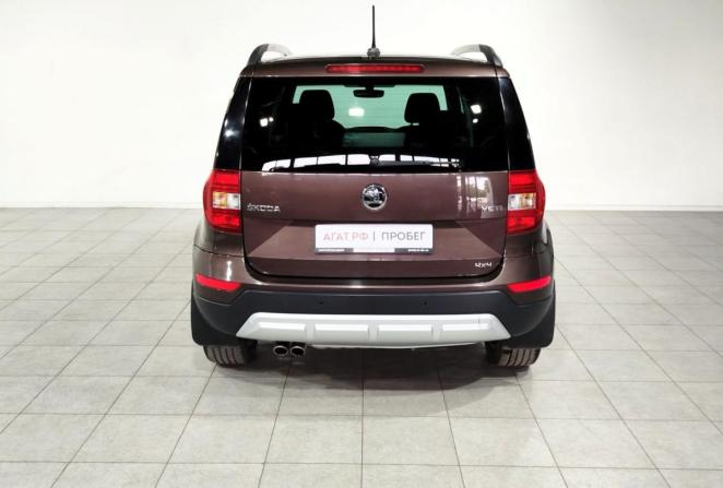 Skoda Yeti I Рестайлинг с пробегом 2017 года, цена 1 860 000 рублей, 66460 км, внедорожник, Автокод Объявления