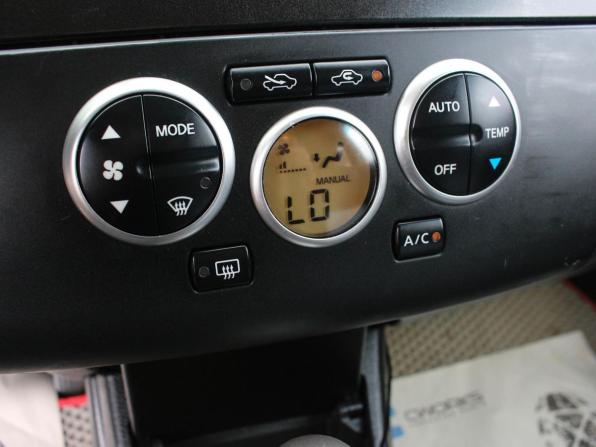 Nissan Tiida I с пробегом 2008 года, цена 593 100 рублей, 247294 км, хэтчбек, Автокод Объявления