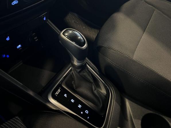 Hyundai Solaris II Рестайлинг с пробегом 2021 года, цена 1 734 000 рублей, 87699 км, седан, Автокод Объявления