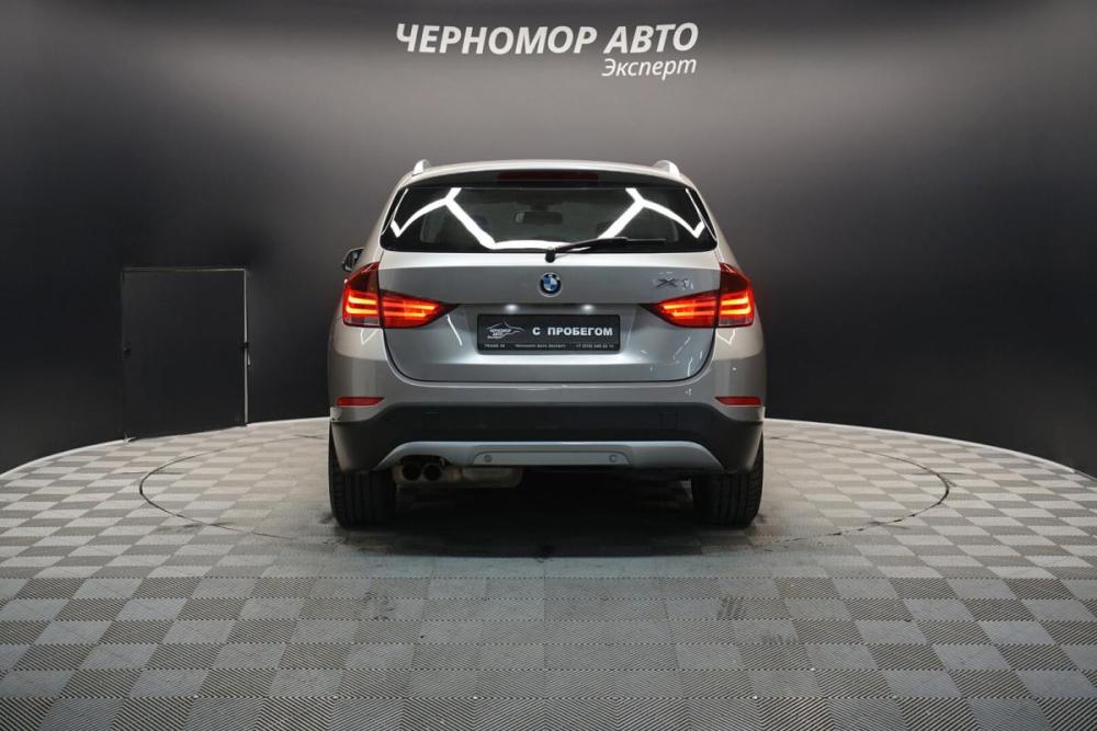 BMW X1 I (E84) Рестайлинг Крым  - изображение 4