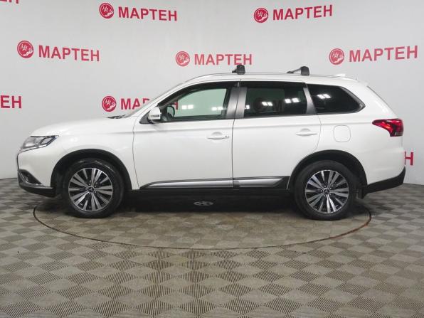 Mitsubishi Outlander III Рестайлинг 3 с пробегом 2021 года, цена 2 729 000 рублей, 74016 км, внедорожник, Автокод Объявления