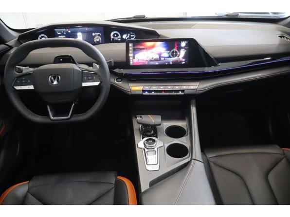 Changan UNI-V I с пробегом 2024 года, цена 2 171 400 рублей, 39491 км, лифтбек, Автокод Объявления