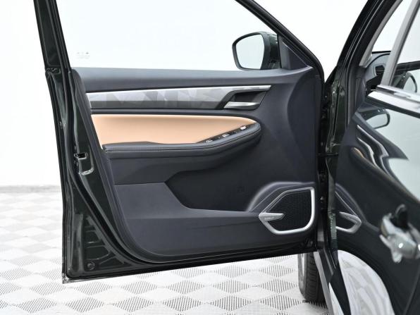 Новый Livan X6 Pro 2024 года, цена 1 749 000 рублей, внедорожник, Автокод Объявления