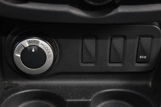 Renault Duster I Рестайлинг с пробегом 2015 года, цена 997 000 рублей, 233069 км, внедорожник, Автокод Объявления