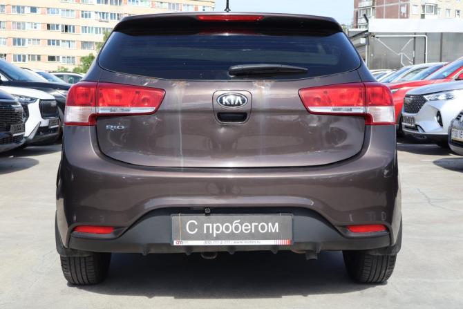 Kia Rio III Рестайлинг с пробегом 2016 года, цена 699 000 рублей, 265000 км, хэтчбек, Автокод Объявления