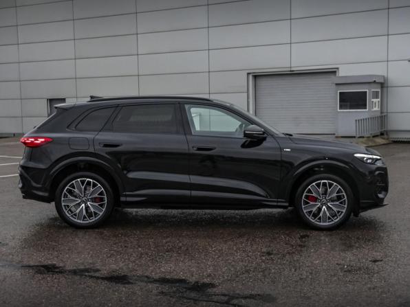 Audi Q5 III (GU) с пробегом 2026 года, цена 5 948 000 рублей, 5269 км, внедорожник, Автокод Объявления