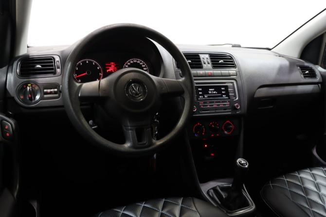 Volkswagen Polo V с пробегом 2012 года, цена 579 000 рублей, 220000 км, седан, Автокод Объявления