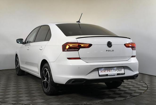 Volkswagen Polo VI с пробегом 2021 года, цена 1 340 000 рублей, 135696 км, лифтбек, Автокод Объявления