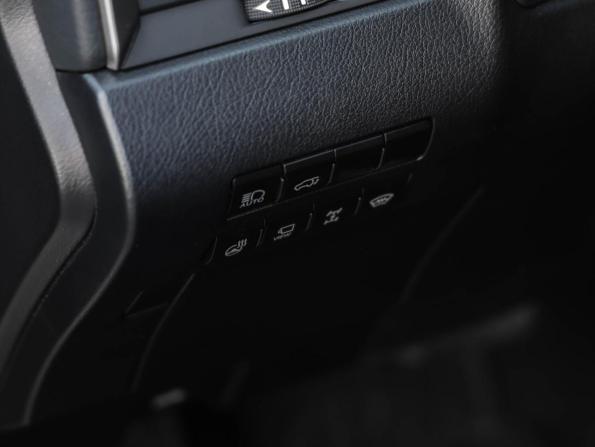 Lexus RX IV с пробегом 2017 года, цена 4 749 000 рублей, 25489 км, внедорожник, Автокод Объявления