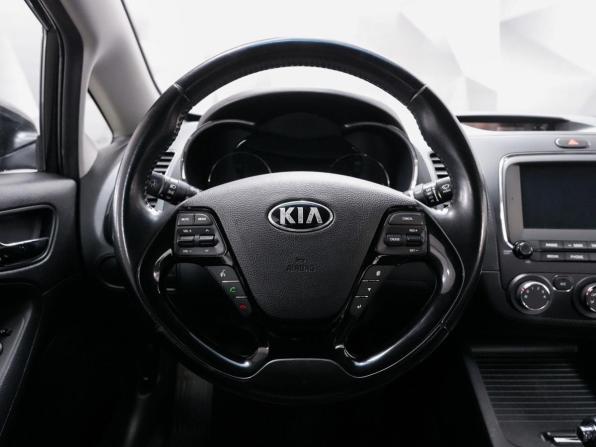 Kia Forte II Рестайлинг с пробегом 2016 года, цена 1 350 000 рублей, 135000 км, седан, Автокод Объявления