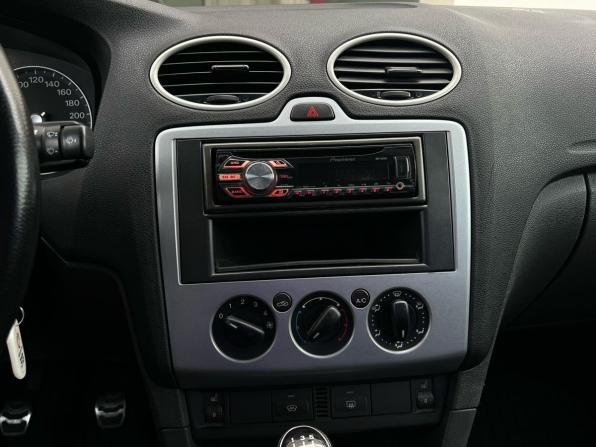 Ford Focus II с пробегом 2007 года, цена 415 000 рублей, 226604 км, седан, Автокод Объявления
