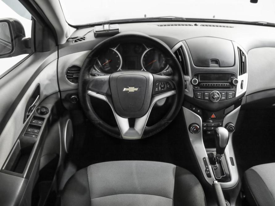 Chevrolet Cruze I Рестайлинг Санкт-Петербург  - изображение 12