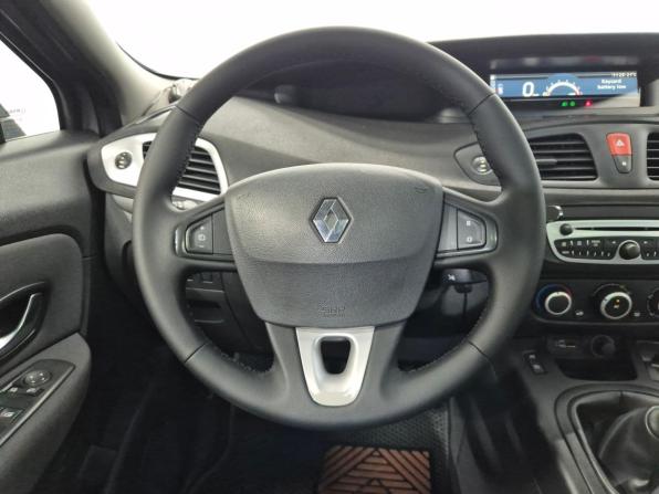 Renault Scenic III с пробегом 2010 года, цена 610 000 рублей, 162375 км, минивэн, Автокод Объявления