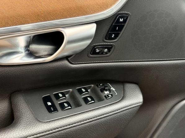 Volvo S90 II с пробегом 2019 года, цена 2 219 000 рублей, 178744 км, седан, Автокод Объявления