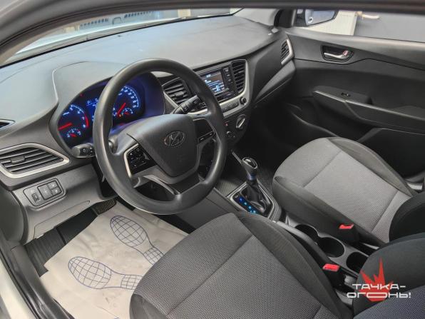 Hyundai Solaris II с пробегом 2017 года, цена 1 248 000 рублей, 95000 км, седан, Автокод Объявления