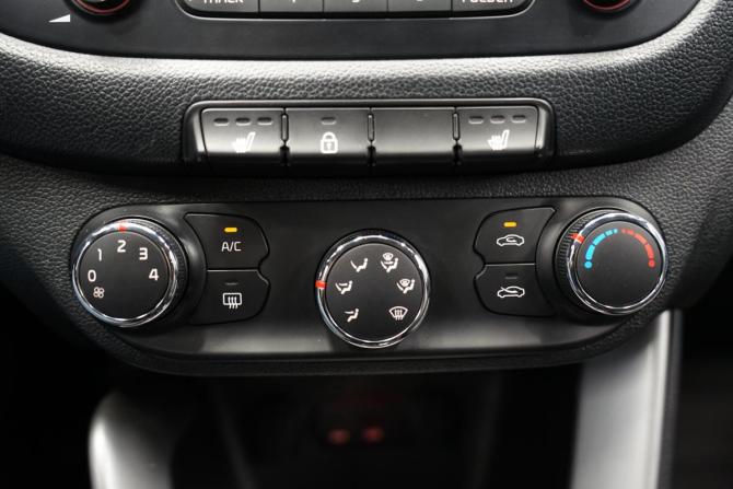 Kia Ceed II с пробегом 2014 года, цена 1 288 000 рублей, 68100 км, хэтчбек, Автокод Объявления