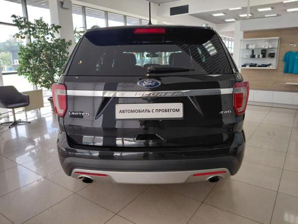 Ford Explorer V Рестайлинг с пробегом 2017 года, цена 2 350 000 рублей, 210000 км, внедорожник, Автокод Объявления