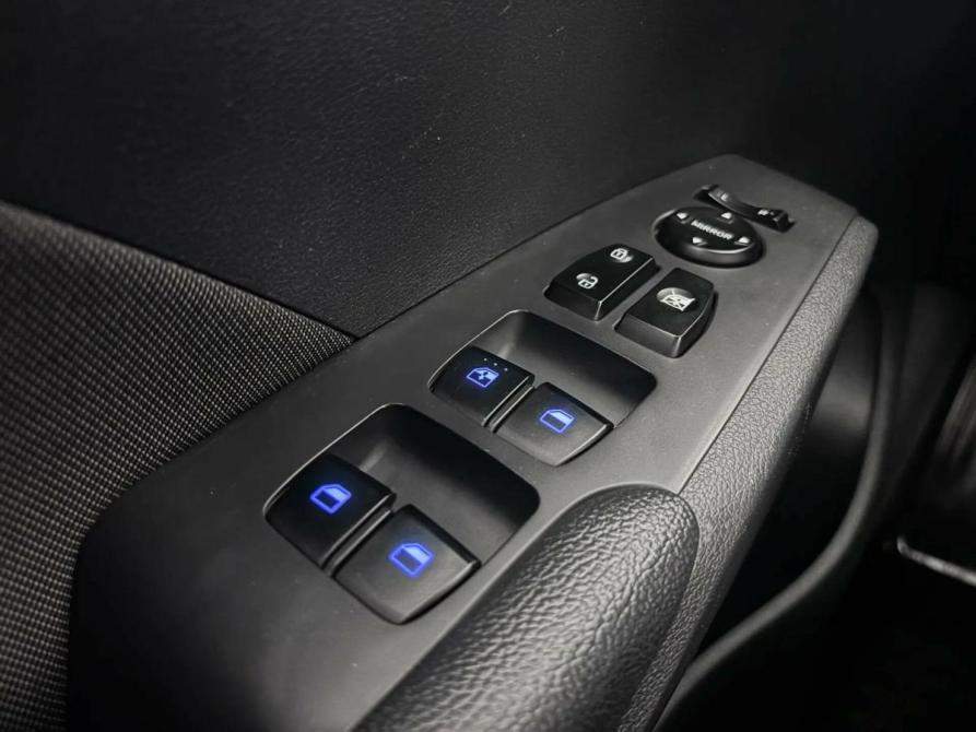 Hyundai Solaris II Псков  - изображение 16