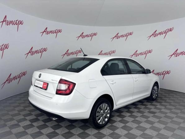 Skoda Rapid I Рестайлинг с пробегом 2019 года, цена 1 219 000 рублей, 86684 км, лифтбек, Автокод Объявления