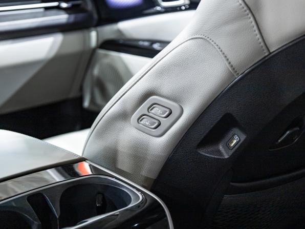 Kia Carnival IV с пробегом 2021 года, цена 4 099 999 рублей, 84000 км, минивэн, Автокод Объявления