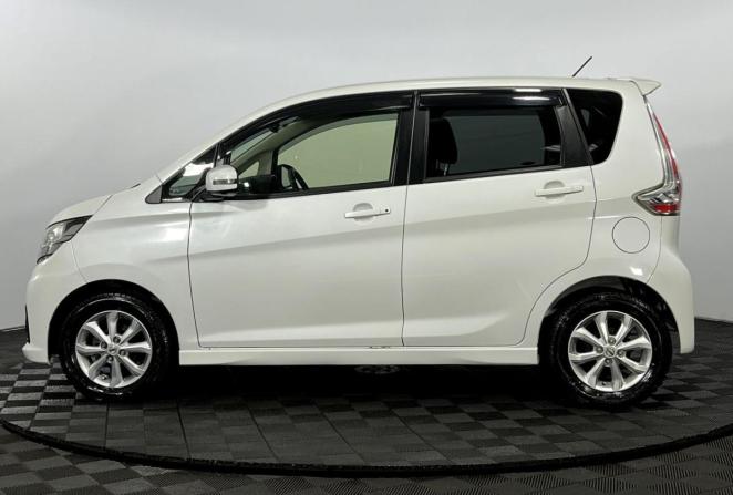 Nissan Dayz I Рестайлинг с пробегом 2018 года, цена 940 000 рублей, 65400 км, хэтчбек, Автокод Объявления