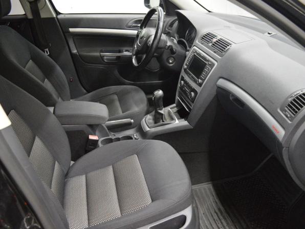 Skoda Octavia II (A5) Рестайлинг с пробегом 2011 года, цена 790 000 рублей, 314003 км, универсал, Автокод Объявления