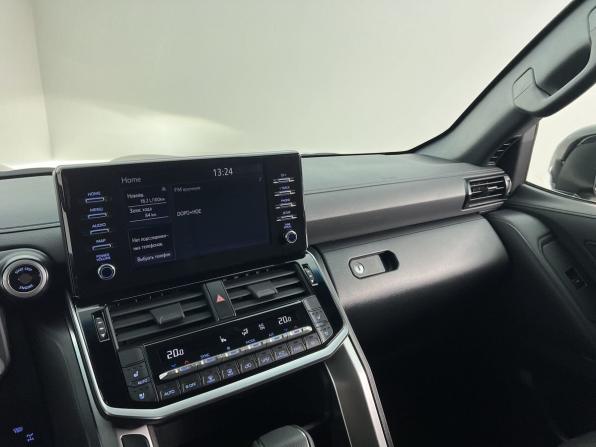 Toyota Land Cruiser 300 Series с пробегом 2023 года, цена 10 990 000 рублей, 19218 км, внедорожник, Автокод Объявления