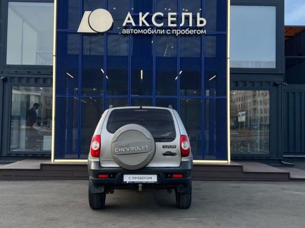 Chevrolet Niva I Рестайлинг с пробегом 2012 года, цена 319 000 рублей, 234200 км, внедорожник, Автокод Объявления