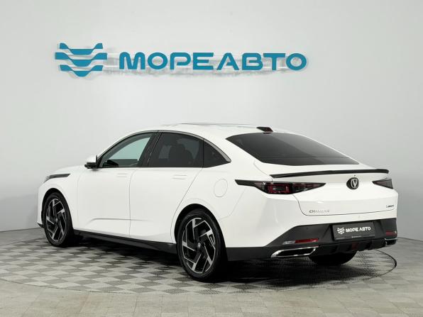 Changan Lamore с пробегом 2023 года, цена 1 990 000 рублей, 67017 км, седан, Автокод Объявления